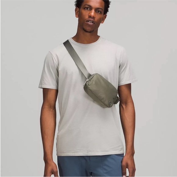 Lululemon Everywhere Belt Bag 1L Grey Sage - Picture 10 of 10